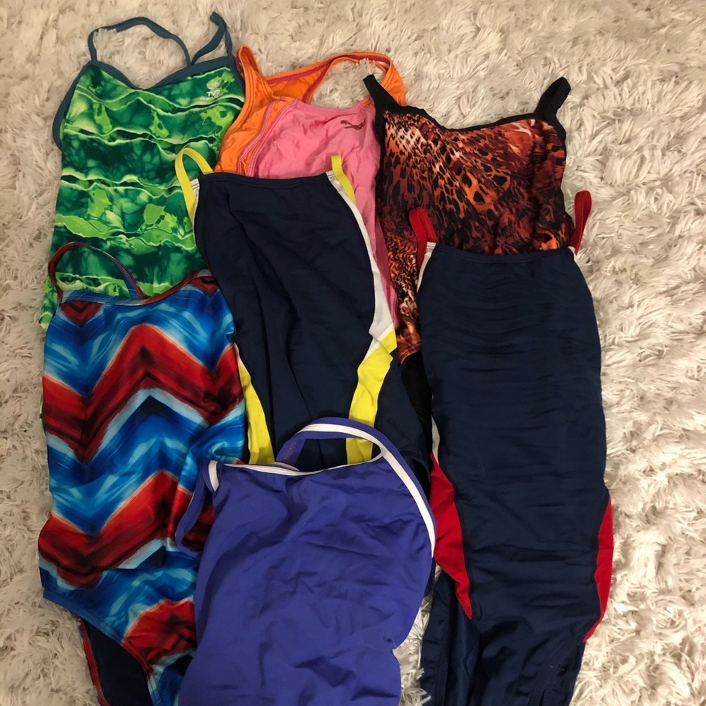 7 lot of speedo and dolphin one piece size 28/30